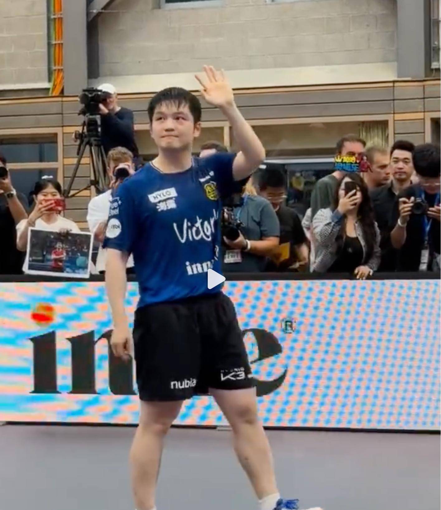 离不开他们 离不开他们