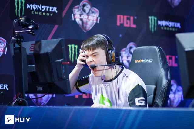 抗中保持阵 抗中保持阵